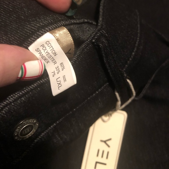 NWT YELETE Black Wash 5 Pocket Knit Stretch Jeans Sz L/XL 10 12 14 - Picture 3 of 5